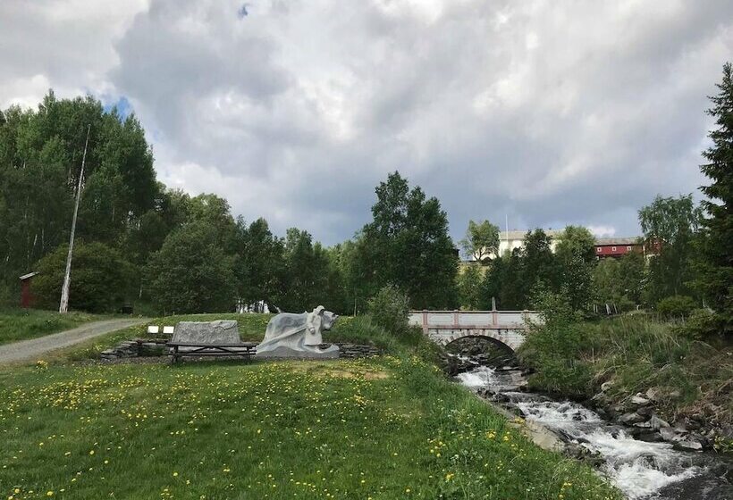 Отель Malmplassen Bed & Breakfast