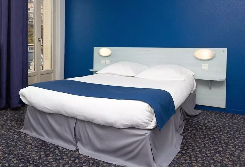 ホテル Restaurant Le César