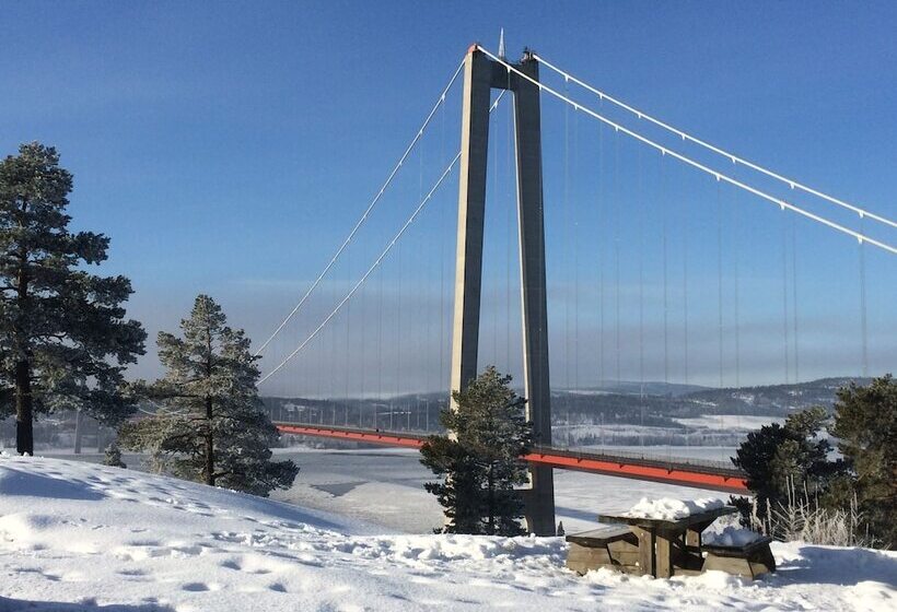 교외 호텔 Lövbergs B&b