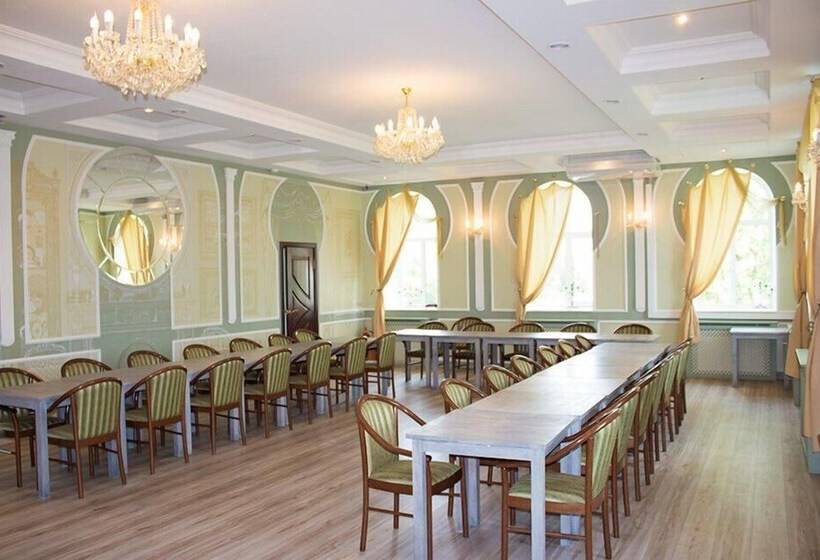 Отель Volkhov Most