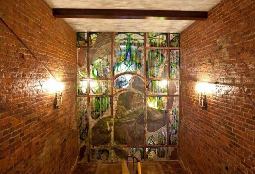 Отель Volkhov Most