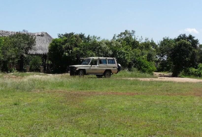 호텔 Wami River Bush Retreat Kisampa