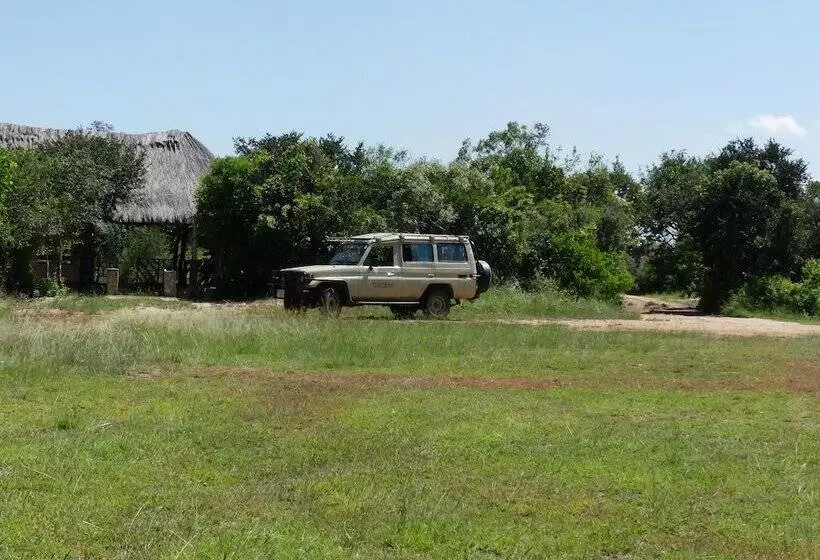 ホテル Wami River Bush Retreat   Kisampa