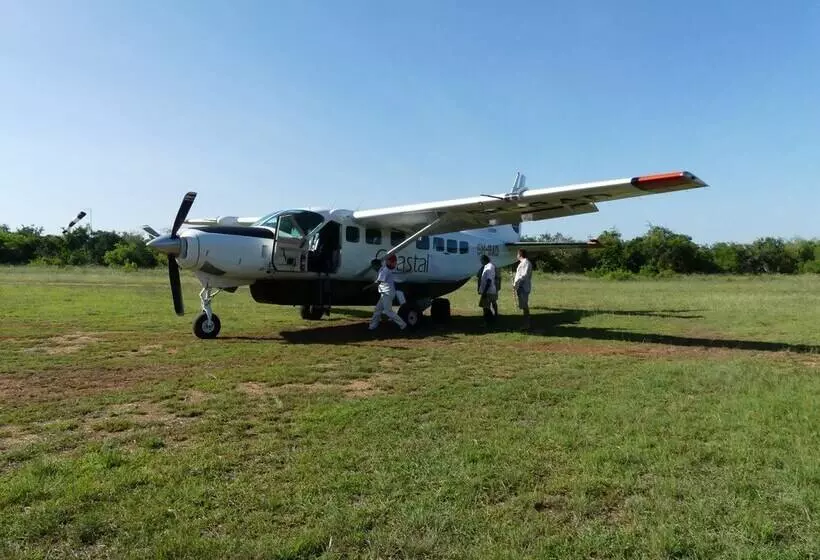 ホテル Wami River Bush Retreat   Kisampa