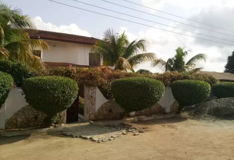 Majatalo Edek Luxury Guesthouse