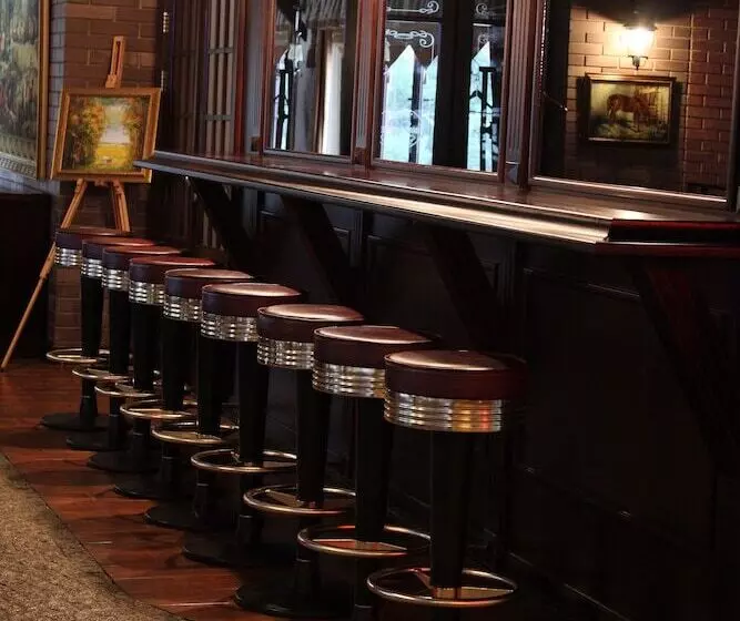 ペンション Park Hotel Butenko Stable