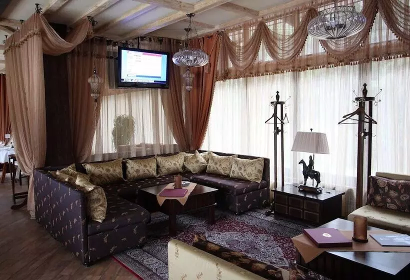 ペンション Park Hotel Butenko Stable