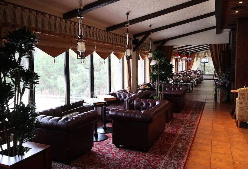 פנסיון Park Hotel Butenko Stable