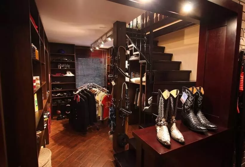 ペンション Park Hotel Butenko Stable