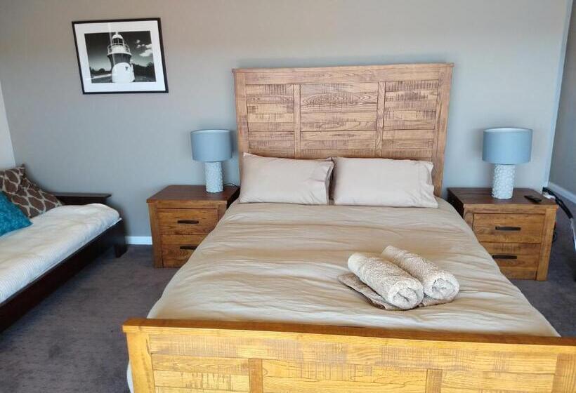 פנסיון Willow Bay Lodge