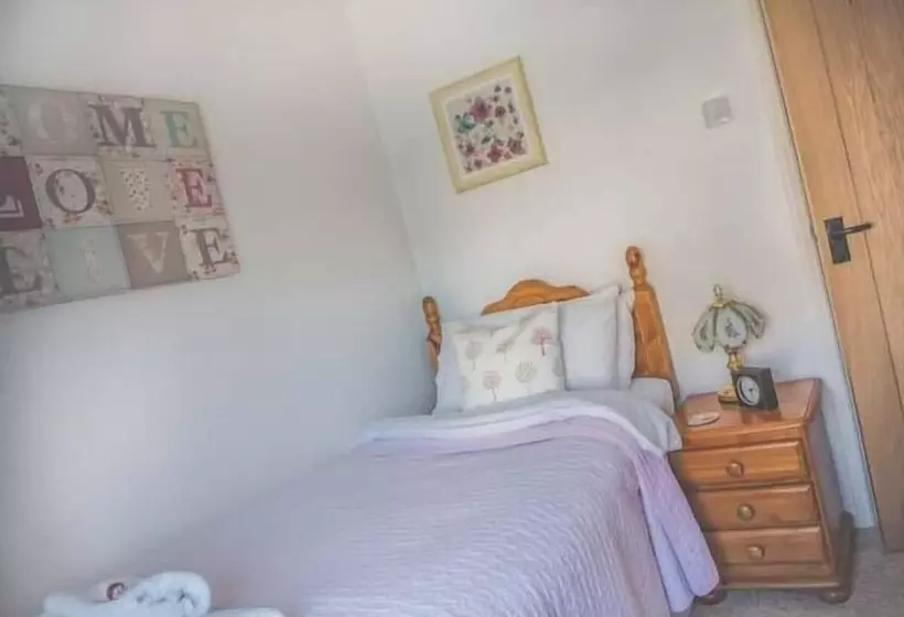 Tyddyn Gyrfa Cottage