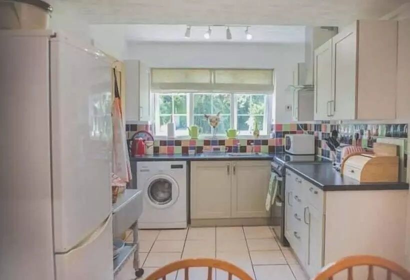 Tyddyn Gyrfa Cottage