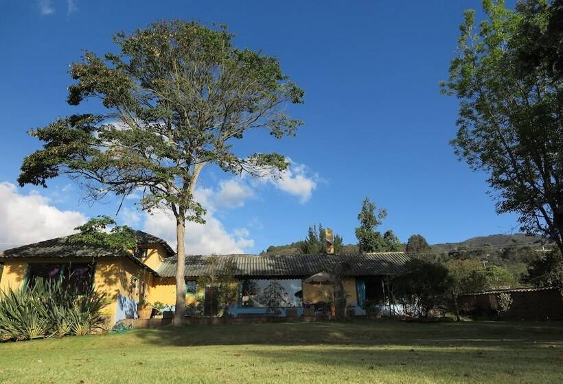 Bed & Breakfast La Juanita Finca Verde