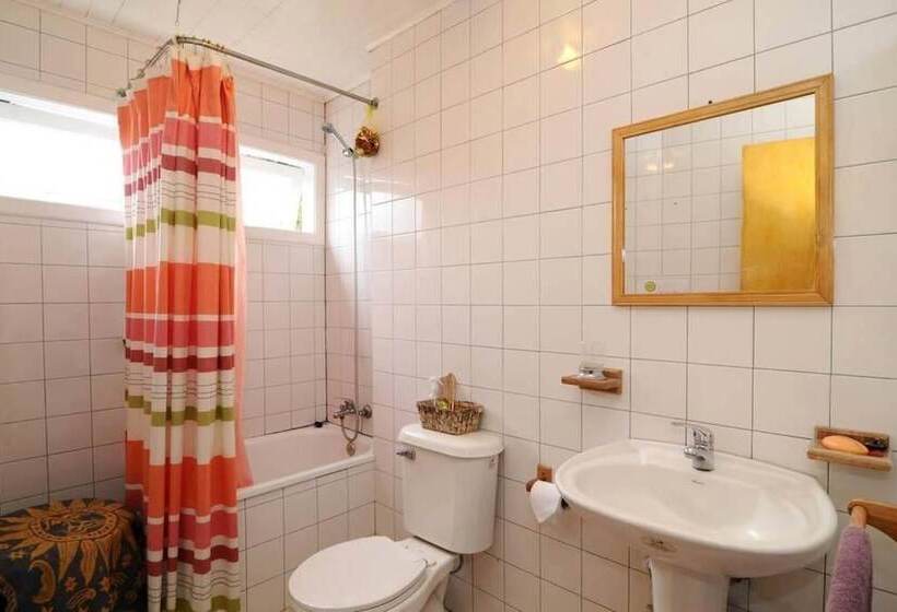 Casa Pindal   Hostel