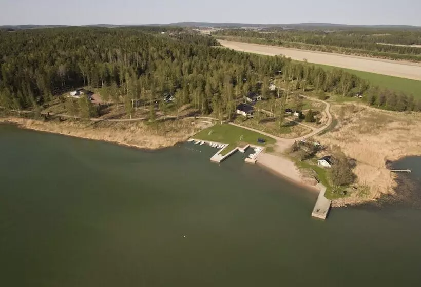 Hjortö Stugor & Stockhus