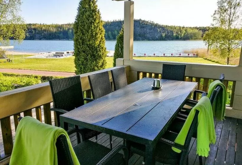 Hjortö Stugor & Stockhus