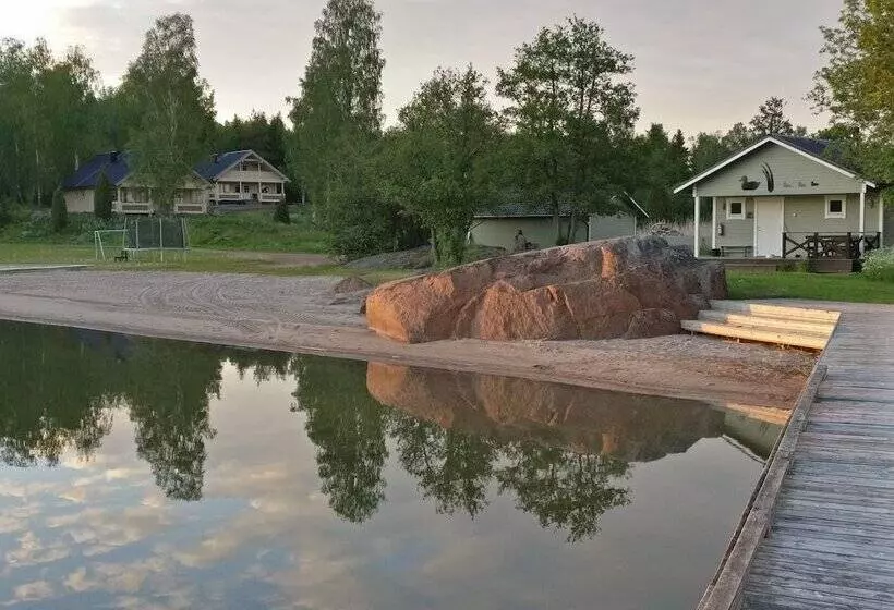 Hjortö Stugor & Stockhus