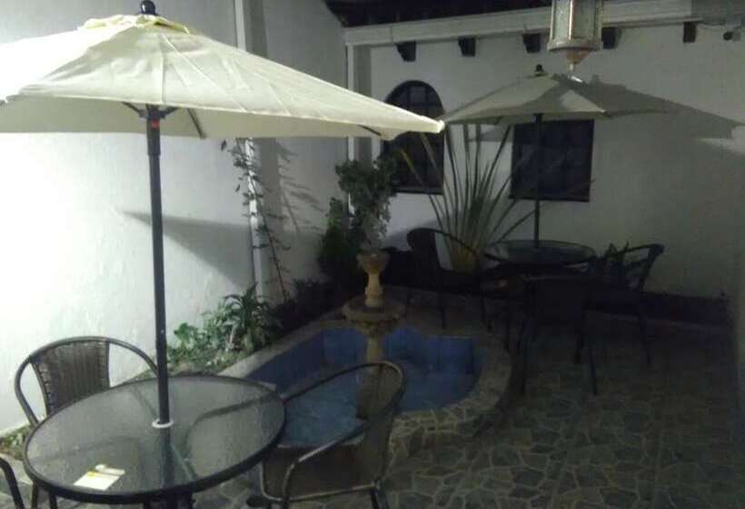 פונדק Casa Celeste