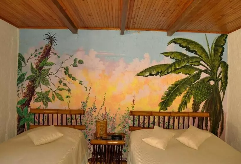 Hostal Portal Del Samán