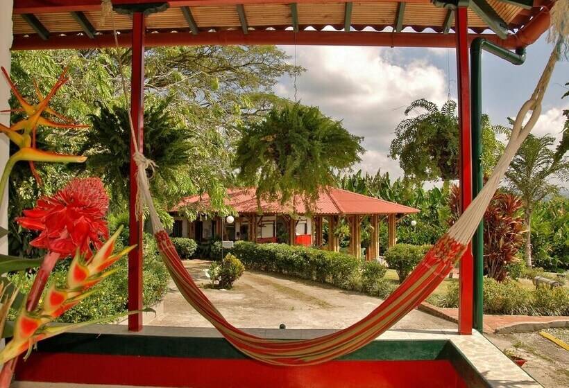 Hostal Portal Del Samán