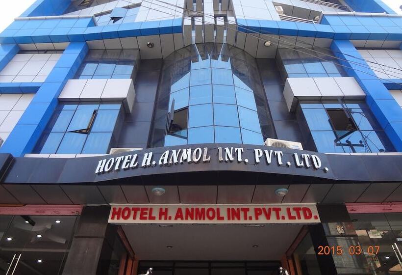 هتل Anmol