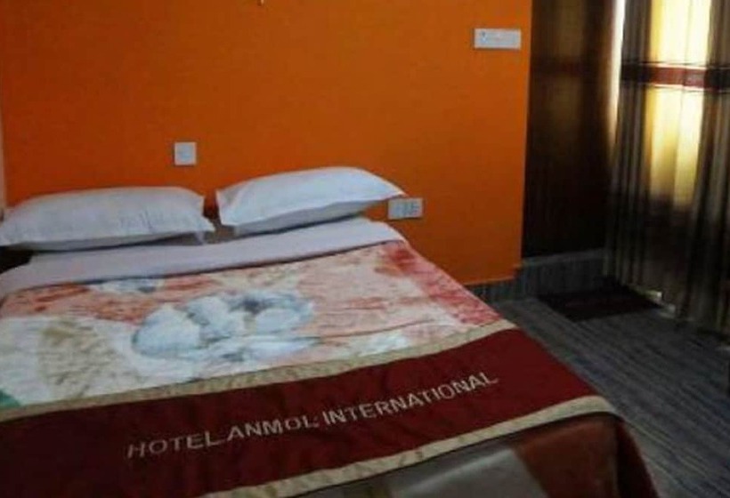 هتل Anmol