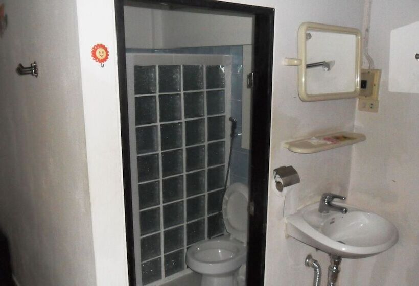 בית מלון כפרי Aonang Sr Bungalow