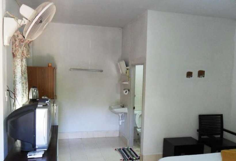 בית מלון כפרי Aonang Sr Bungalow