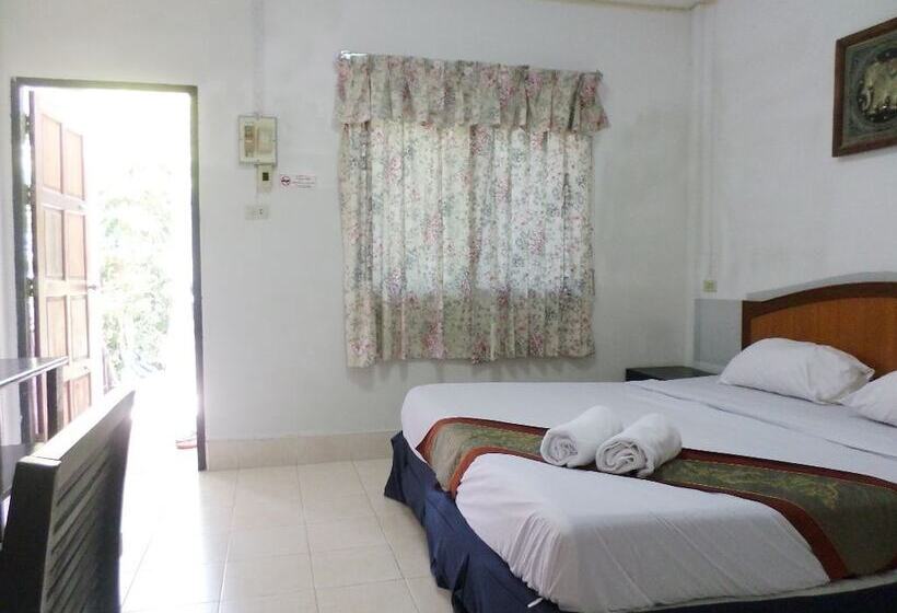 בית מלון כפרי Aonang Sr Bungalow