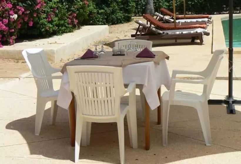 هتل Baobab Lodge