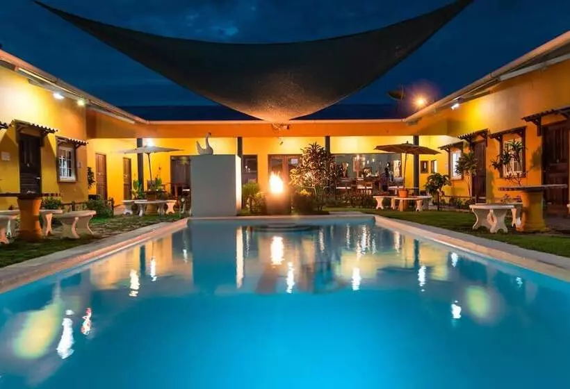 ホテル Big Daddy S Beach Club And