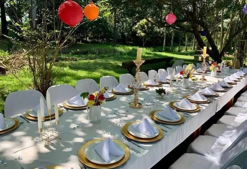 هتل Brookside Lodge B&b