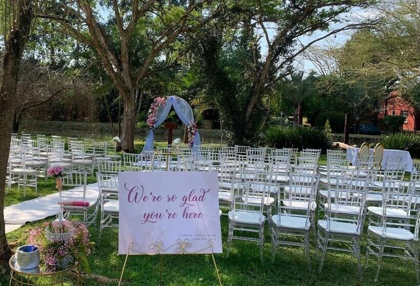 هتل Brookside Lodge B&b