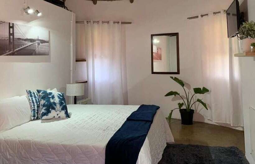 هتل Brookside Lodge B&b