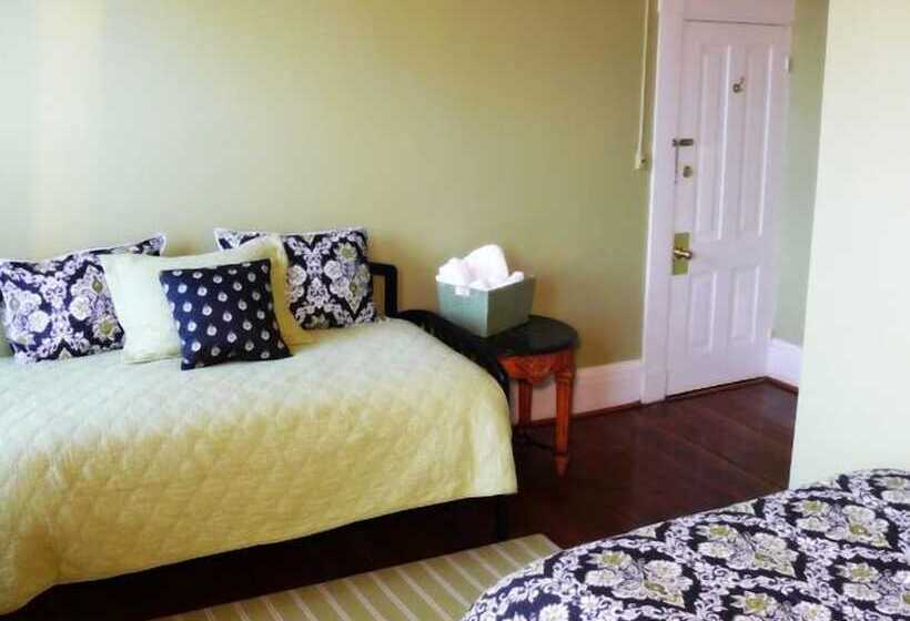 هتل Cumberland Inn And Spa