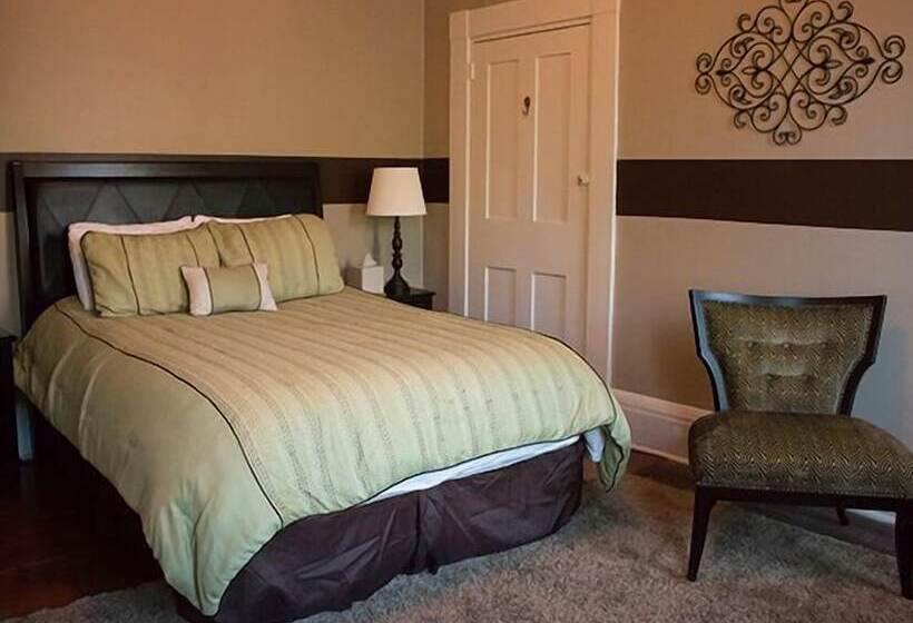 هتل Cumberland Inn And Spa