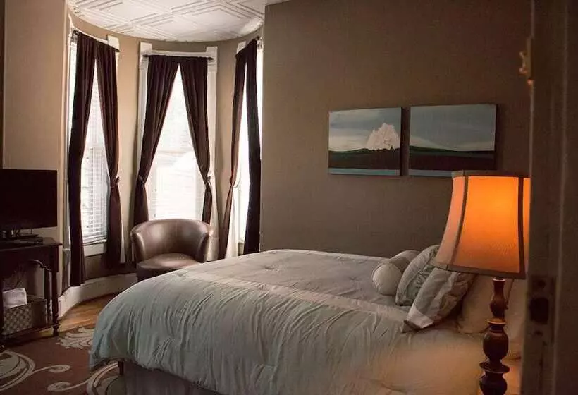 Hotelli Cumberland Inn And Spa