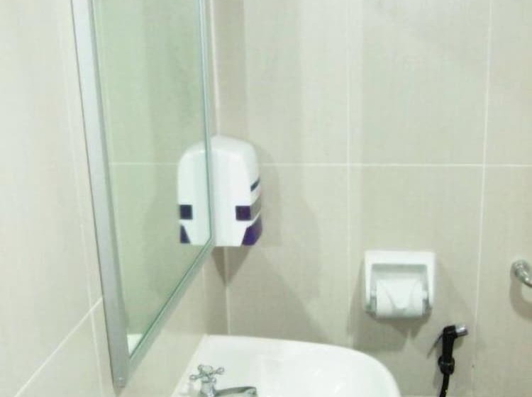 בית מלון כפרי Darulaman Jitra