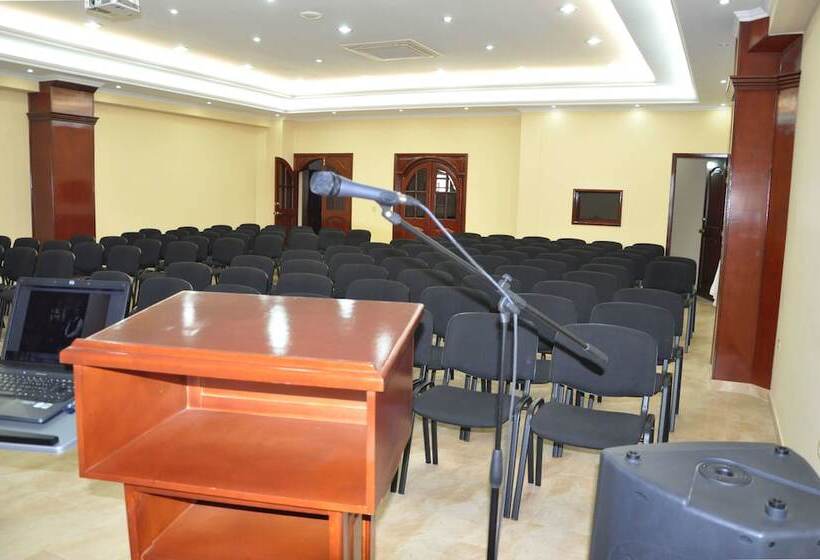 Отель El Caimito