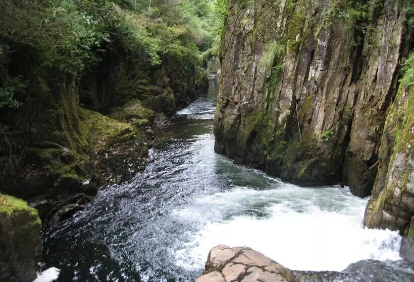 Hotelli Kila Tai Tai Lodge