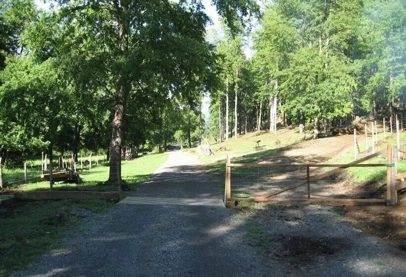 Hotelli Kila Tai Tai Lodge