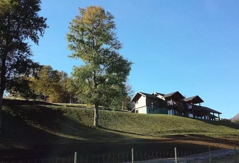 Hotelli Kila Tai Tai Lodge