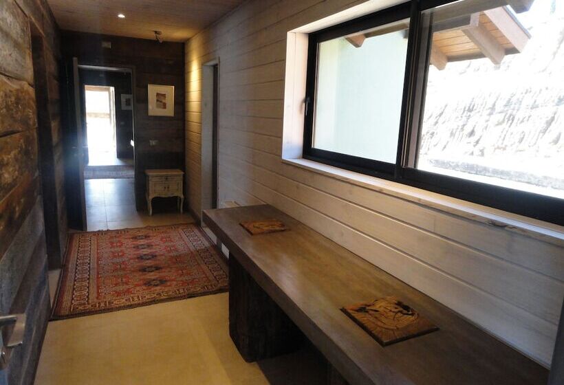 هتل Kila Tai Tai Lodge