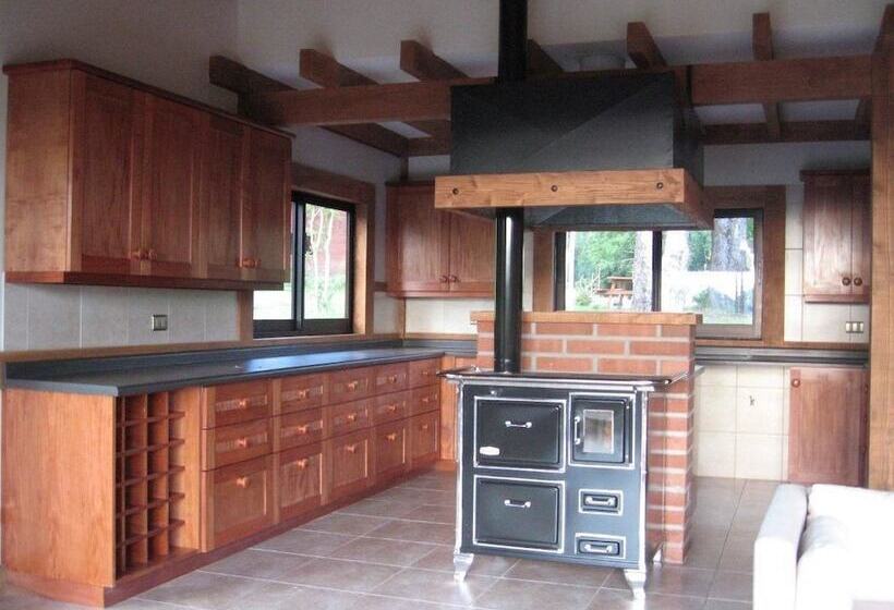 هتل Kila Tai Tai Lodge