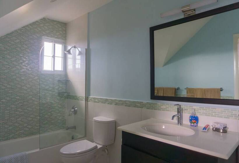 هتل Penthouse By The Sea 3bd Apartment Olr