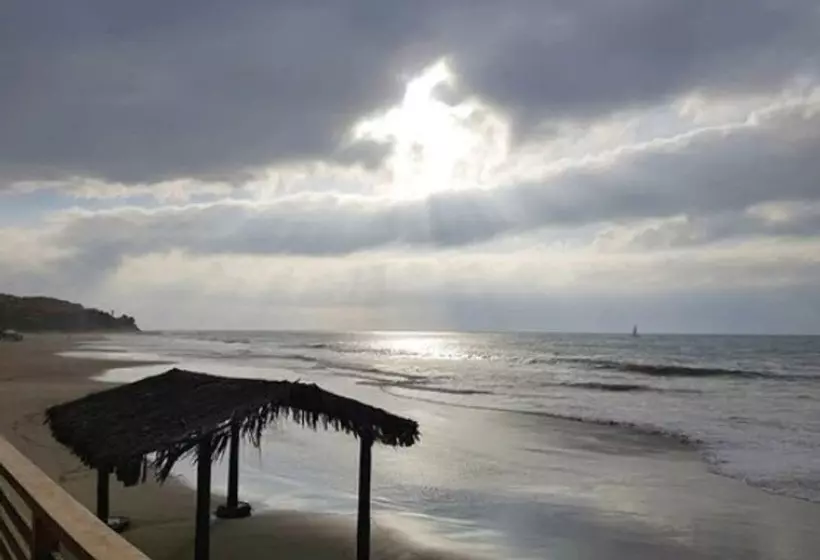 Hotelli Playa Del Sol Mancora