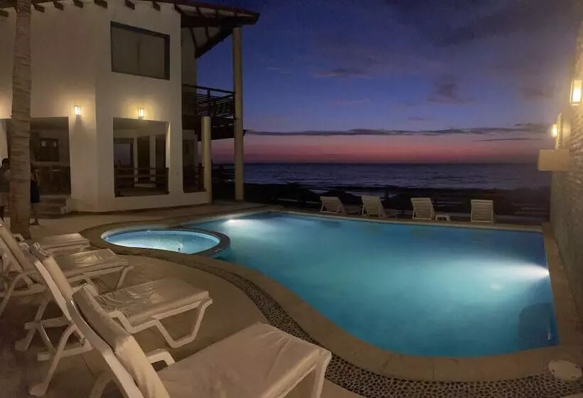 Hotelli Playa Del Sol Mancora
