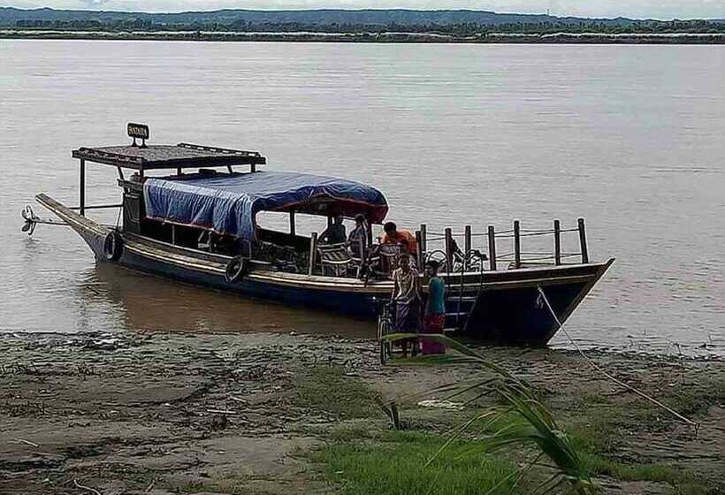 هتل Salay River View Inn