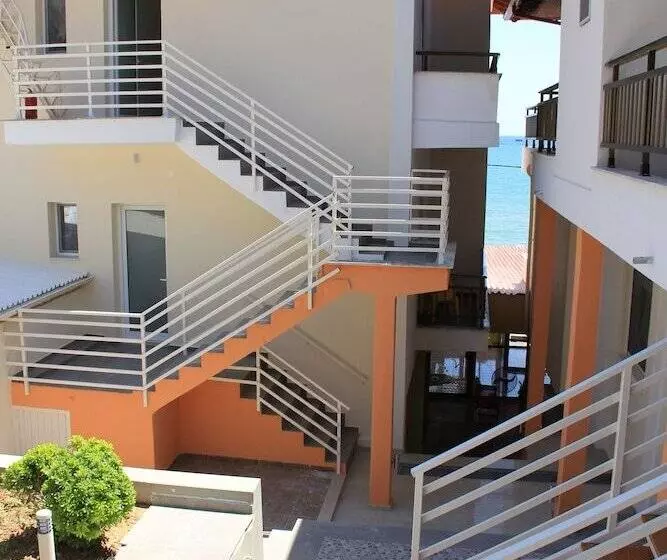 Hotelli Star Beach Resort