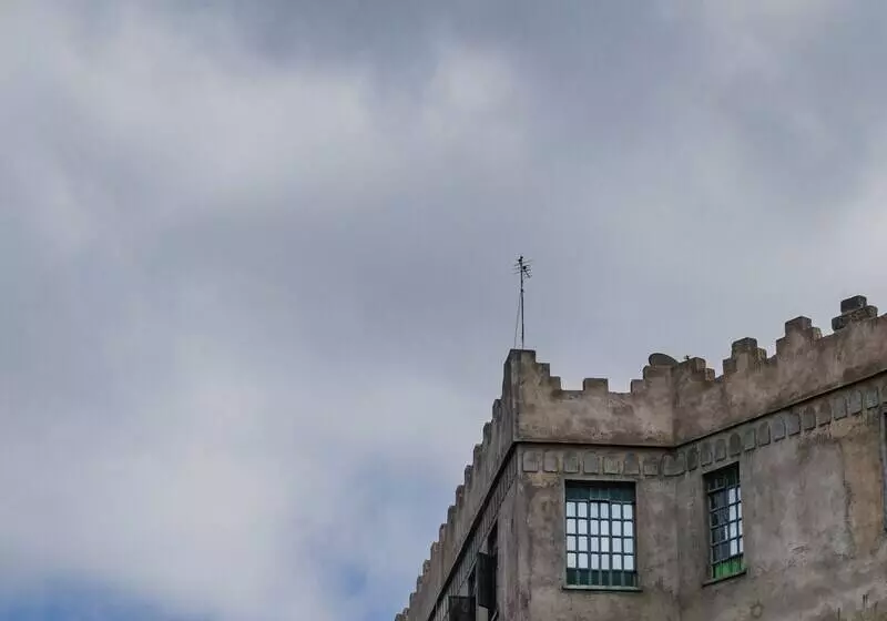 هتل The Old Kings Lodge And Resort